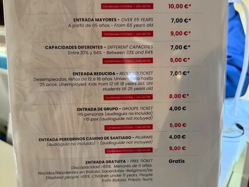 Interior de la iglesia de San Antón